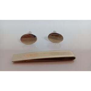 Gold Tone Men's Tie Clip And Cufflink Set